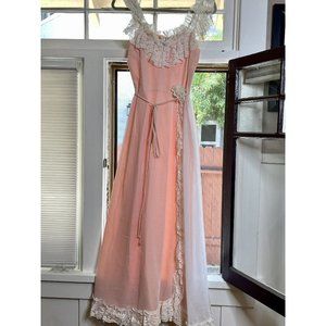 RARE Vintage House of Bianchi Pink and White Lace Evening Gown